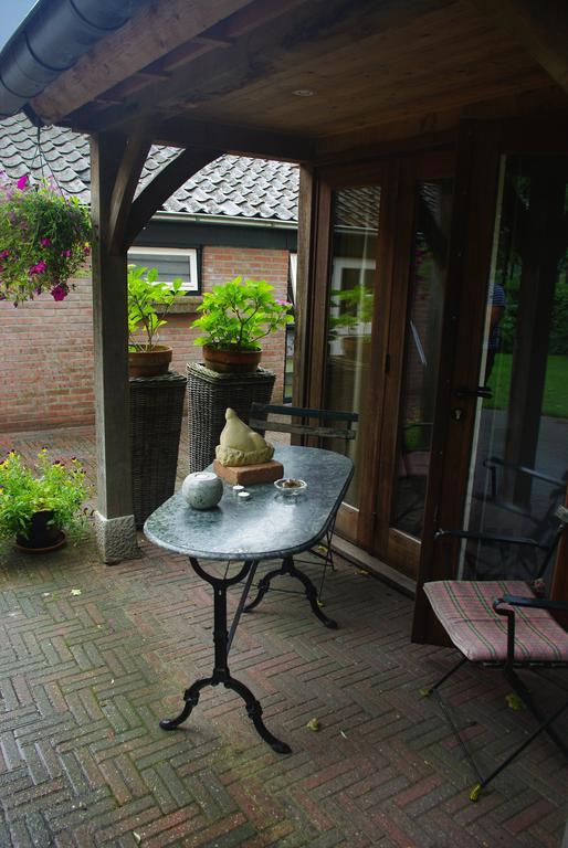 Bed&Breakfast 'T Eikeltje Hollandscheveld Værelse billede