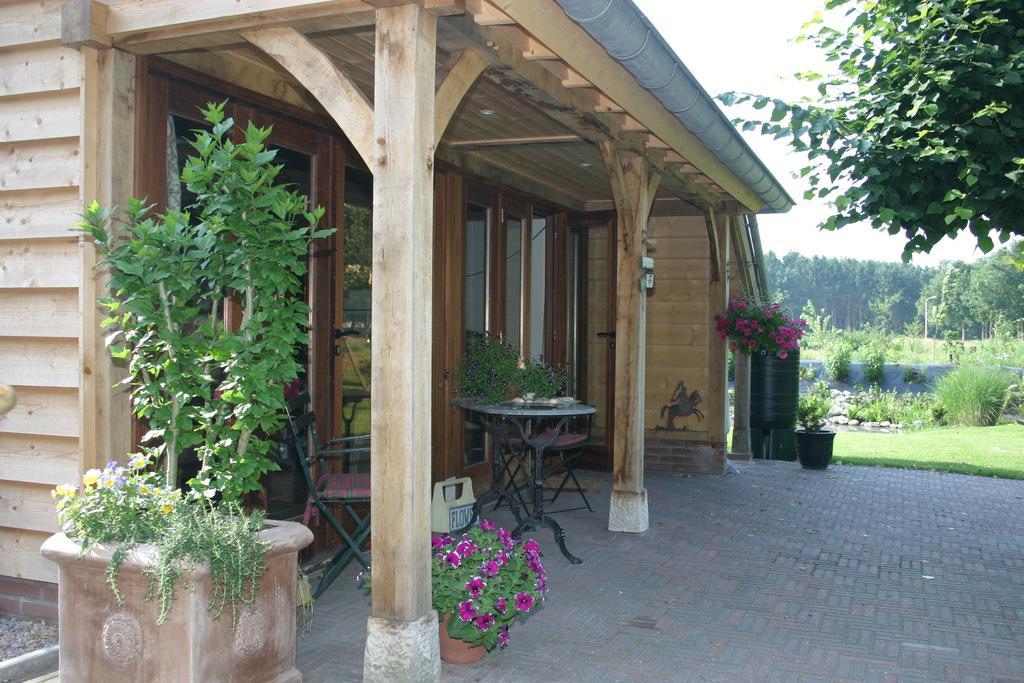 Bed&Breakfast 'T Eikeltje Hollandscheveld Eksteriør billede